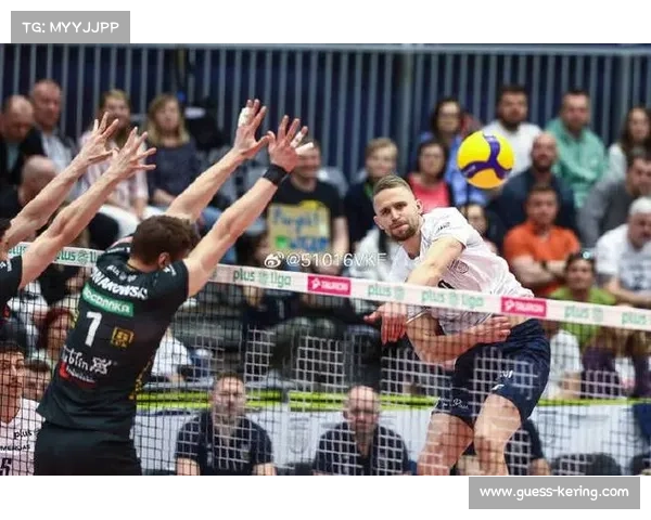 波超联赛华沙计划暂居积分榜首,卢布林8分紧追其后 波超联赛华沙计划暂居积分榜首,卢布林8分紧追其后